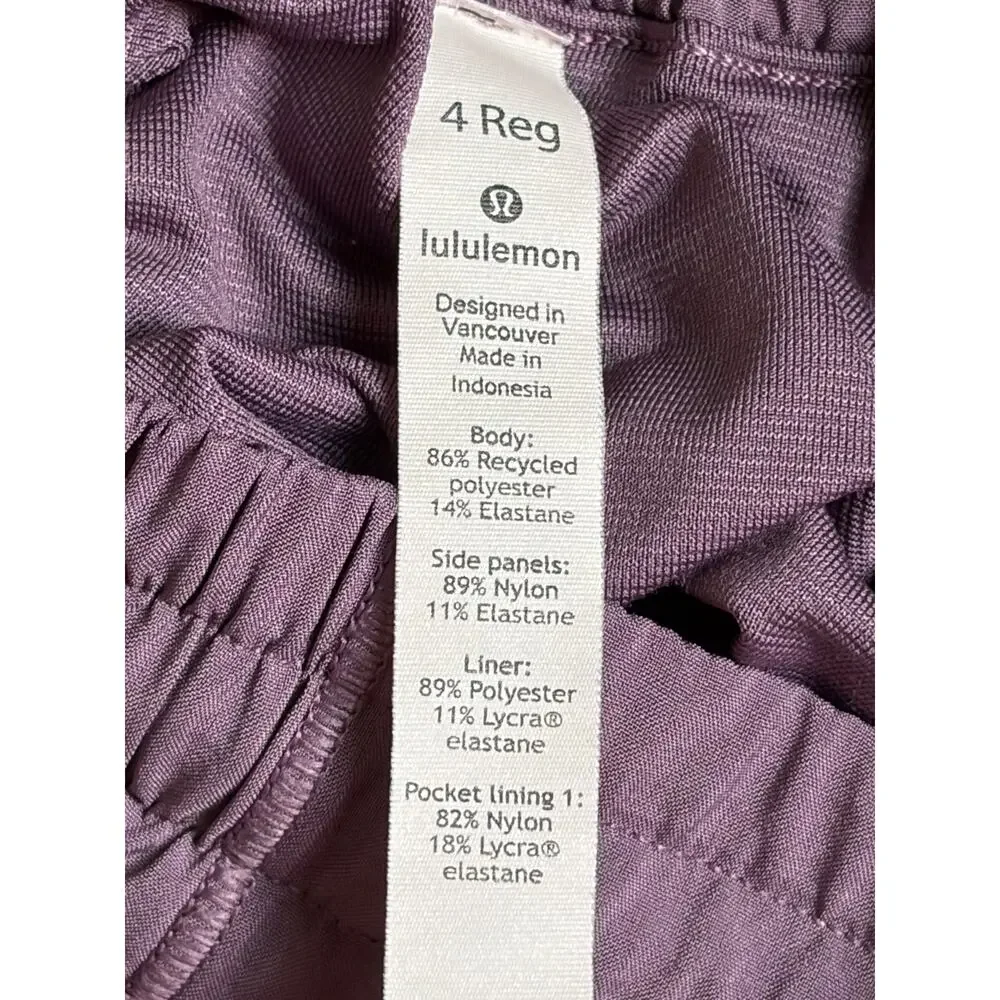 Lululemon Hotty Hot Short II *2.5” (Smoked Mulberry) - 4